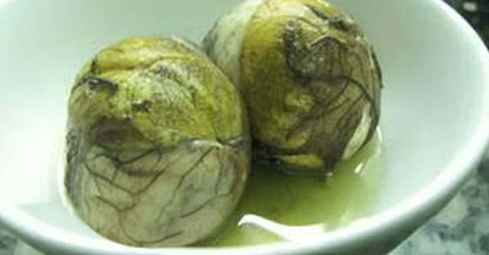 Mách mẹ bầu cách giúp thai nhi tóc mọc dày, chân dài