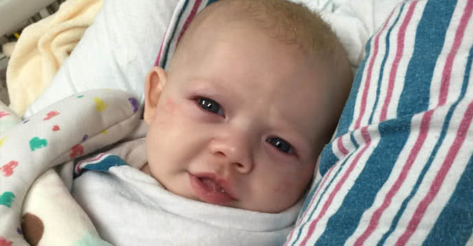 Hình ảnh cô bé Sue dần hồi phục